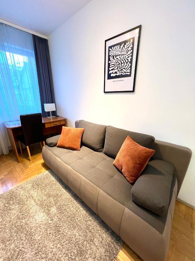 Lotus Apartments Gozsdu Будапеща Екстериор снимка