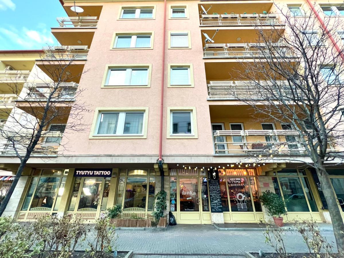 Lotus Apartments Gozsdu Будапеща Екстериор снимка