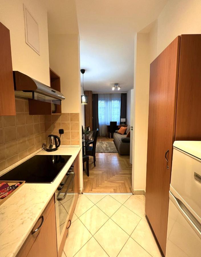Lotus Apartments Gozsdu Будапеща Екстериор снимка
